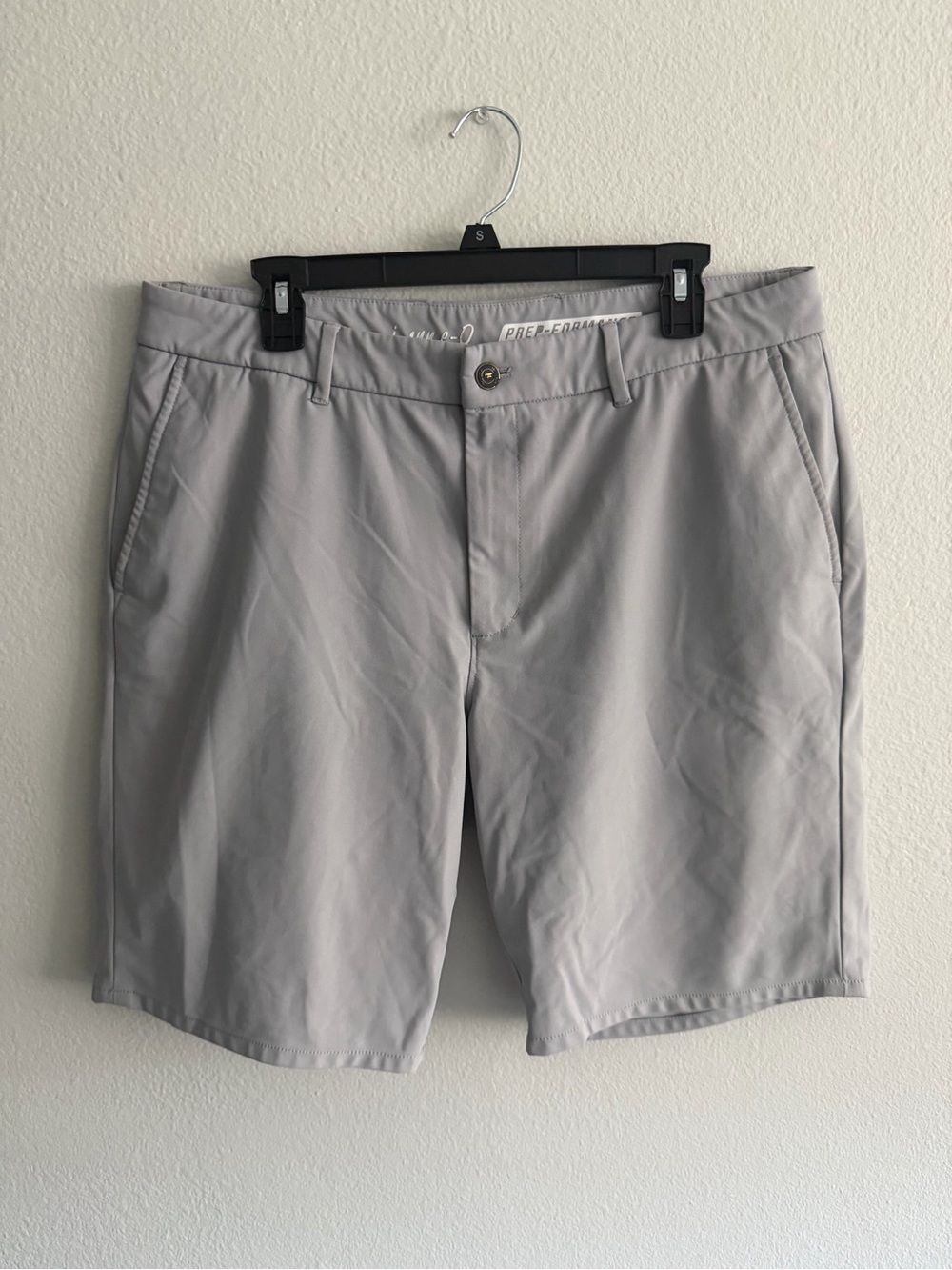 johnnie-O Cross Country Prep-Formance Quarry Gray Athletic Shorts Size 35 9”